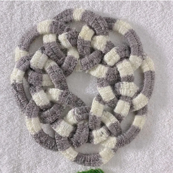 Vintage Crochet Pot Holders Trivets x 2 - Picture 7 of 8